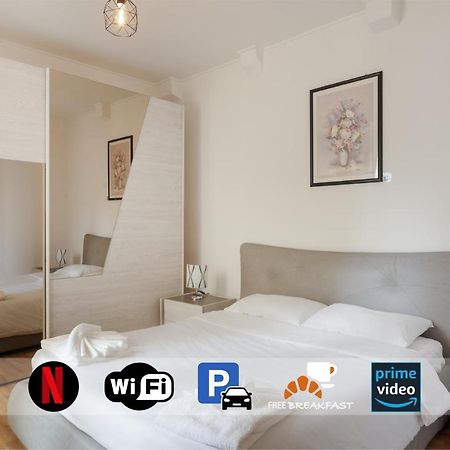 Suite Foscolo, In Piazza A Trieste Exterior foto