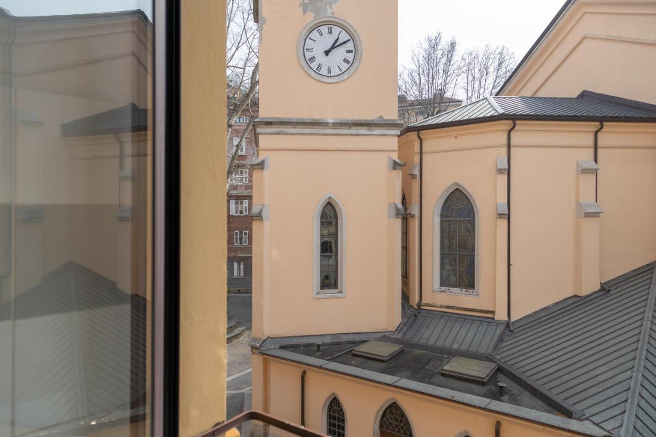 Suite Foscolo, In Piazza A Trieste Exterior foto